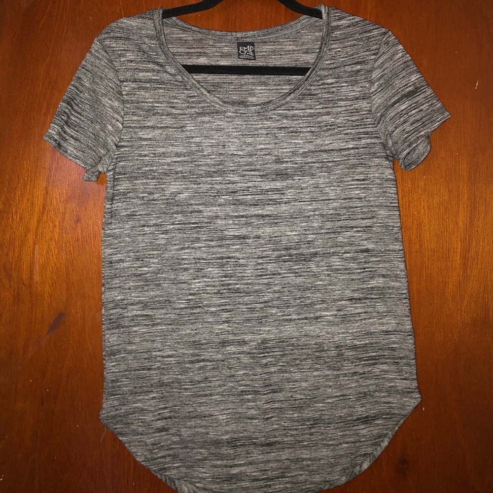 🌻 2 for $20🌻 Zumiez Grey T-shirt